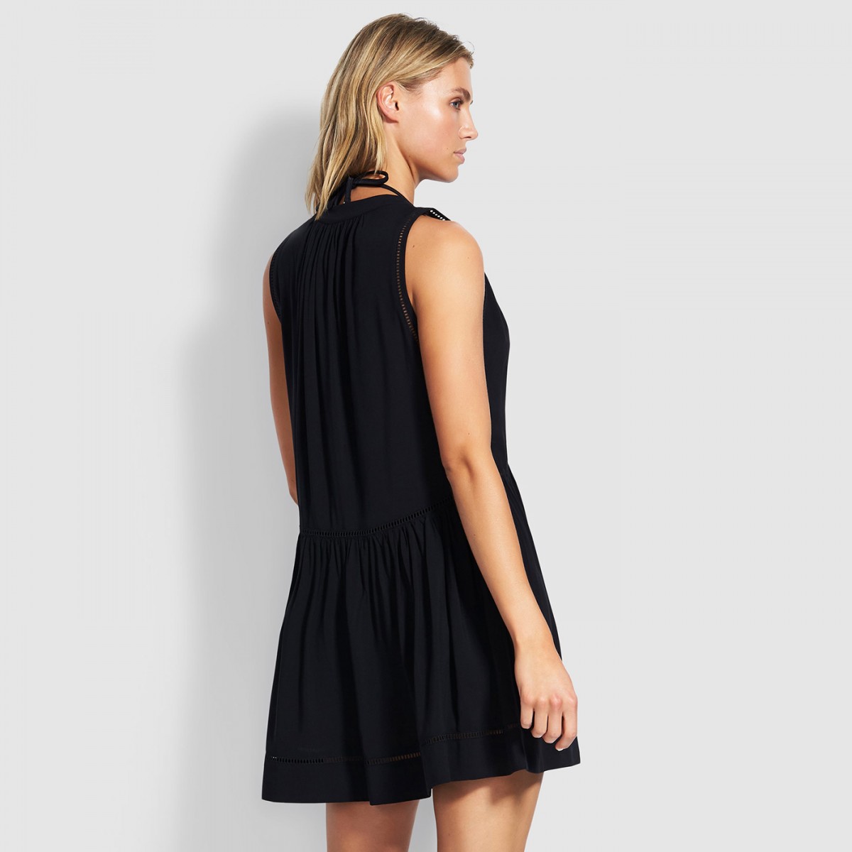 Черное платье Chess