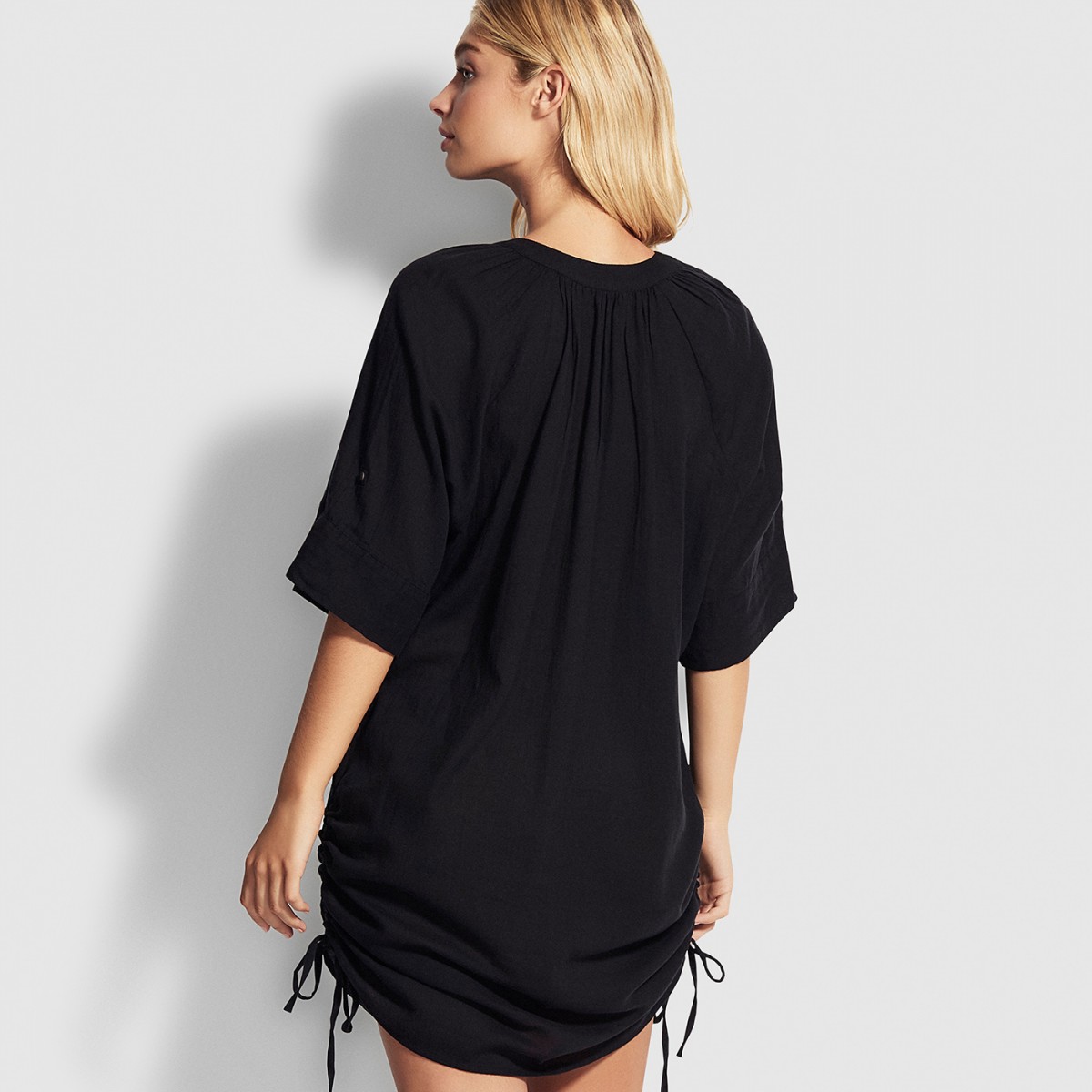 Черная пляжная туника