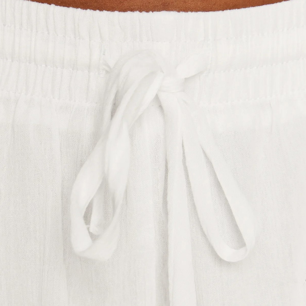 Женские шорты Crinkle White